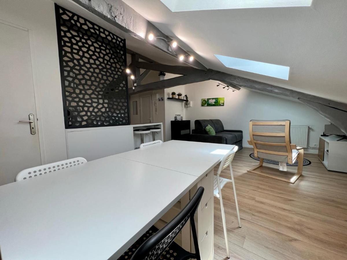 Le Mobile - Climatise - Proche De La Gare - Centre Ville-Property Rental Nm Périgueux Dış mekan fotoğraf