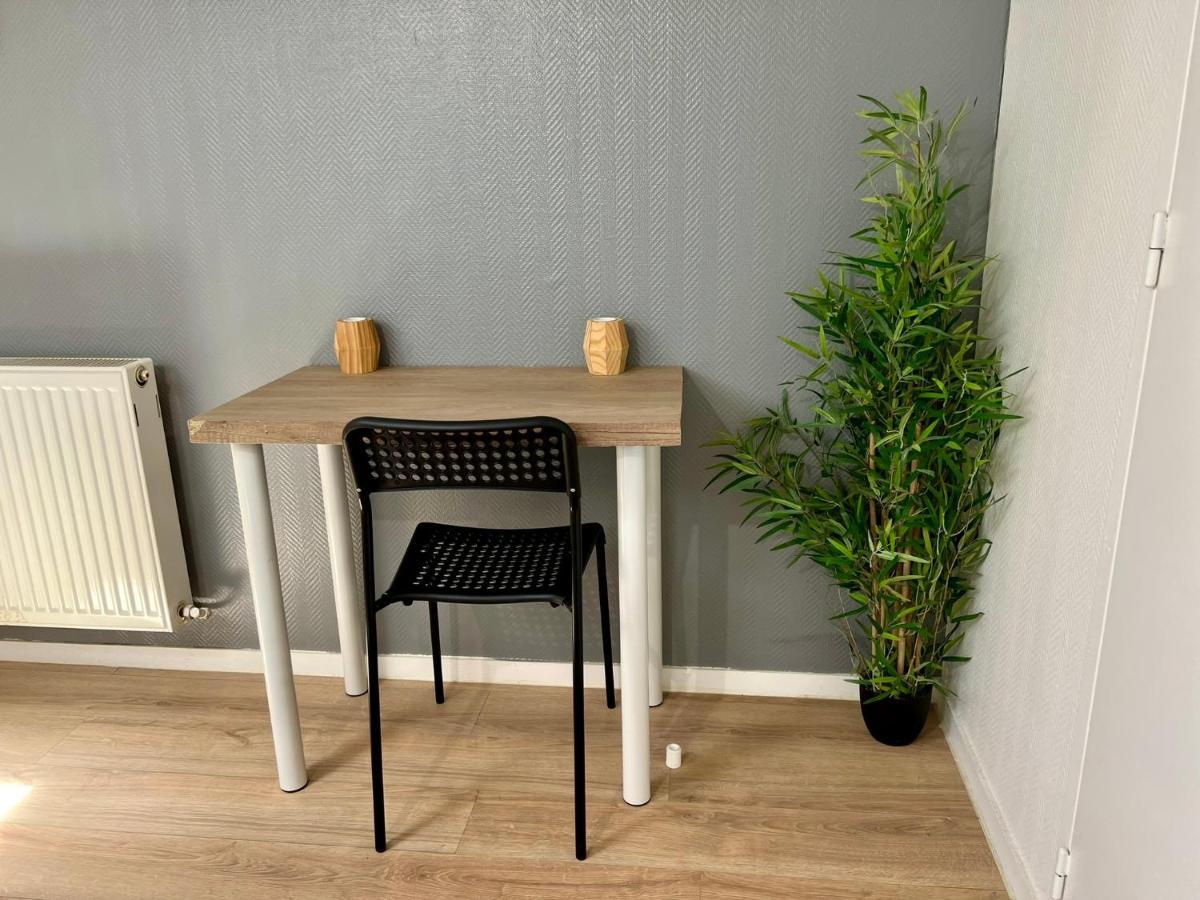 Le Mobile - Climatise - Proche De La Gare - Centre Ville-Property Rental Nm Périgueux Dış mekan fotoğraf